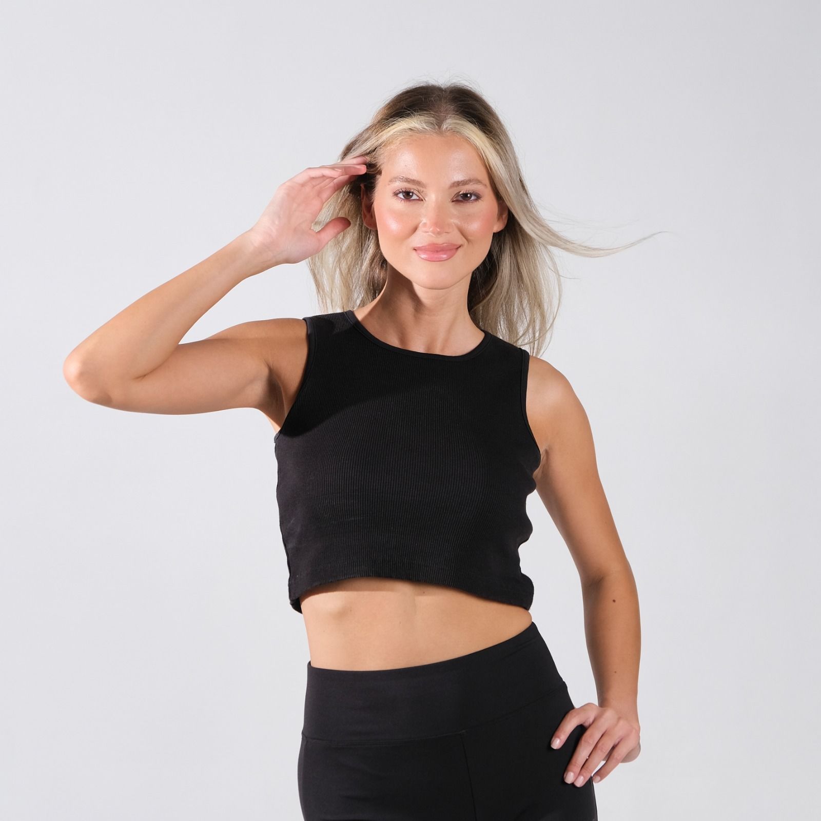 Siyah Kaşkorse Crop Tişört - Fit ve Esnek Tasarım | Toptan Fiyatlarla