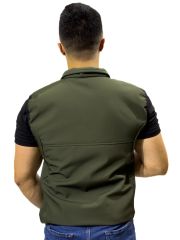 Yeşil Softshell Yelek - Su ve Rüzgar Geçirmez Şıklık ve Dayanıklılık