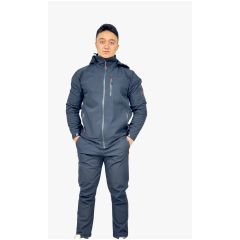 Siyah Softshell Takım – Su Geçirmez ve Rüzgar Koruyucu